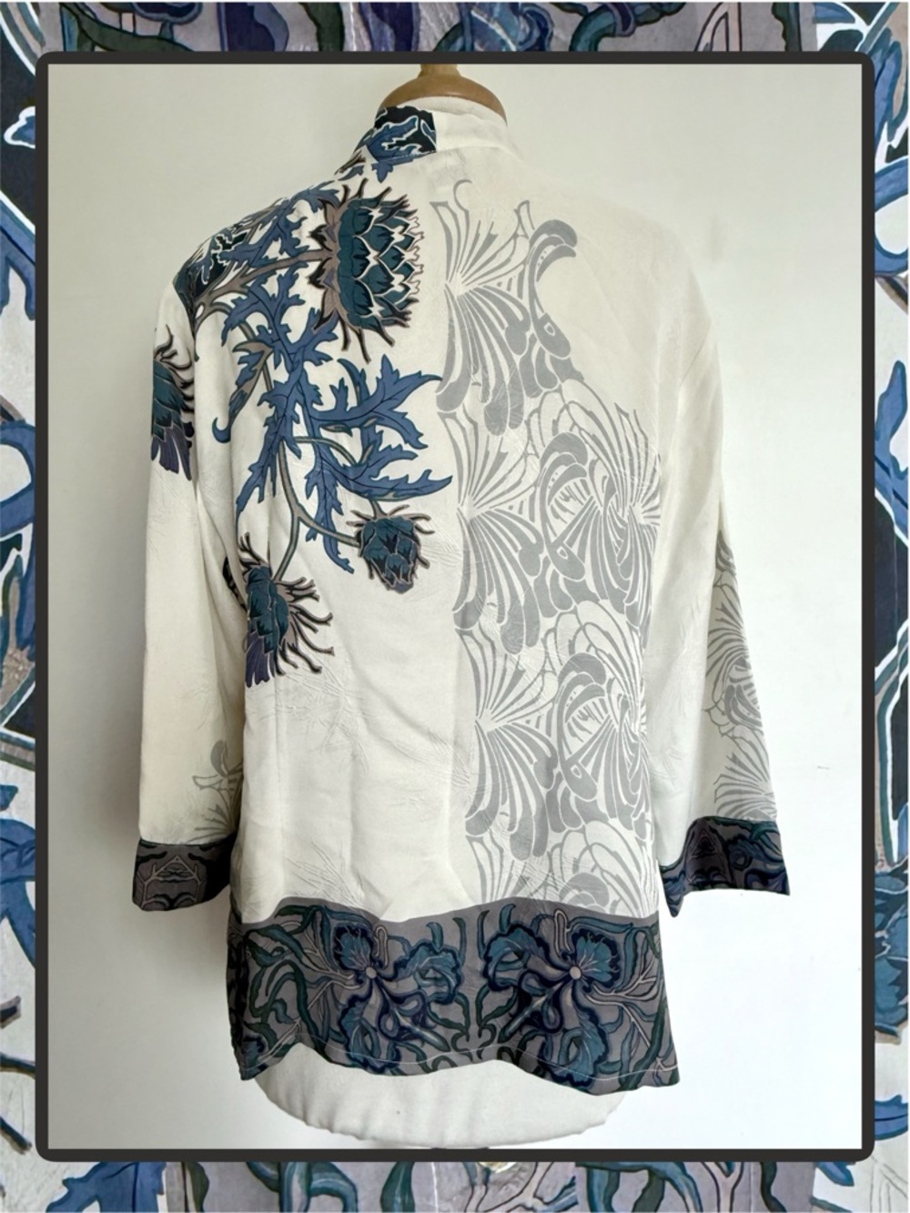 Citron Santa Monica Silk Floral Thistle Button Top PXL - Picture 6 of 9